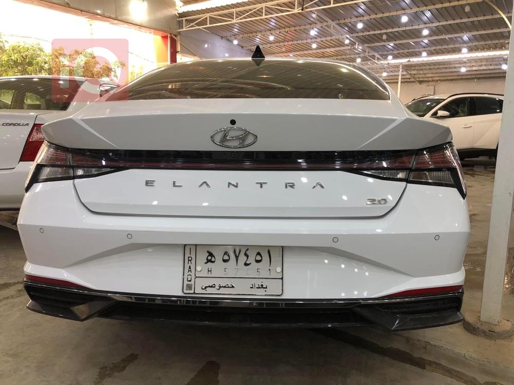 هیوندای ئەلەنترا